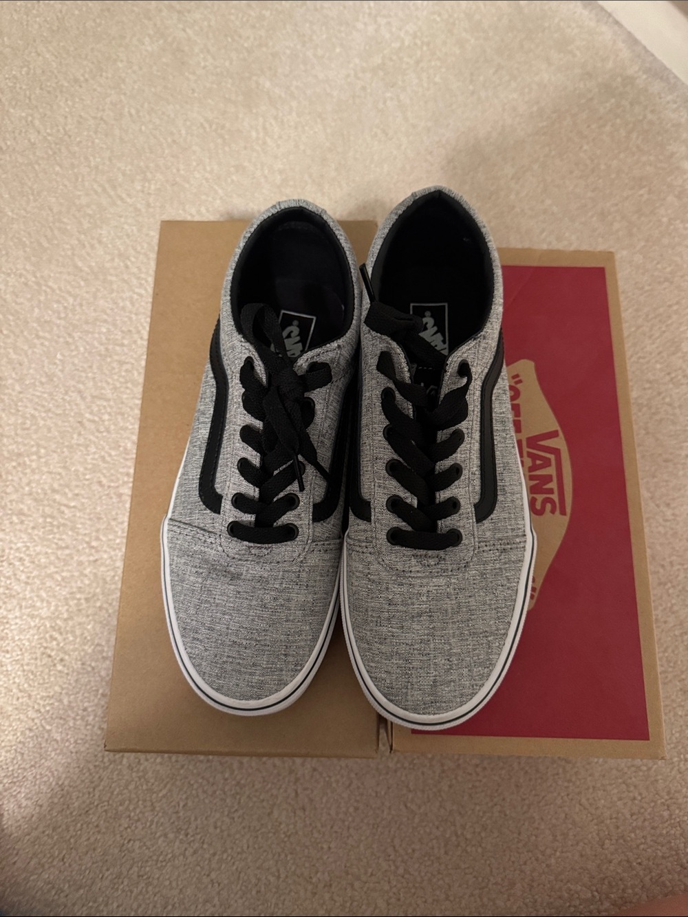 Vans Men’s Heather Gray and Black Low-Top Skate Sneakers